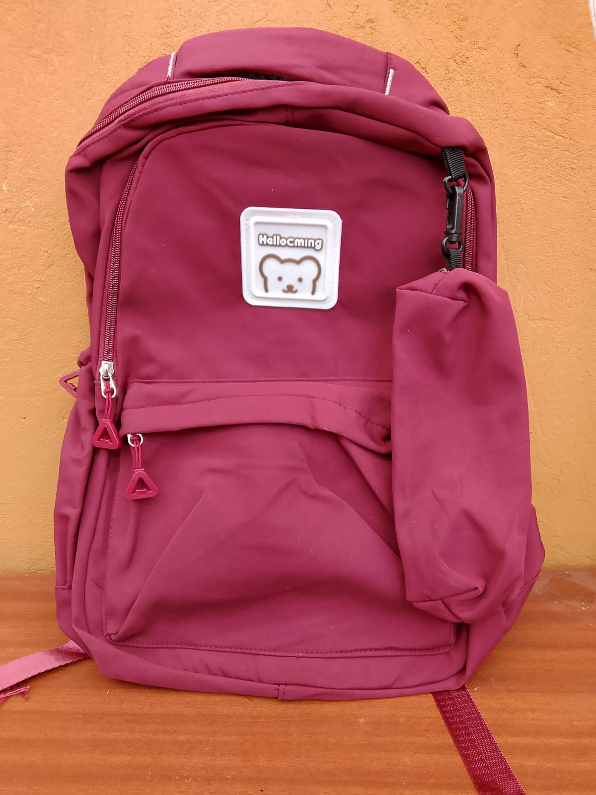 MOCHILA ESCOLAR CON CARTUCHERA DESIGN RED 43X29X13 CM