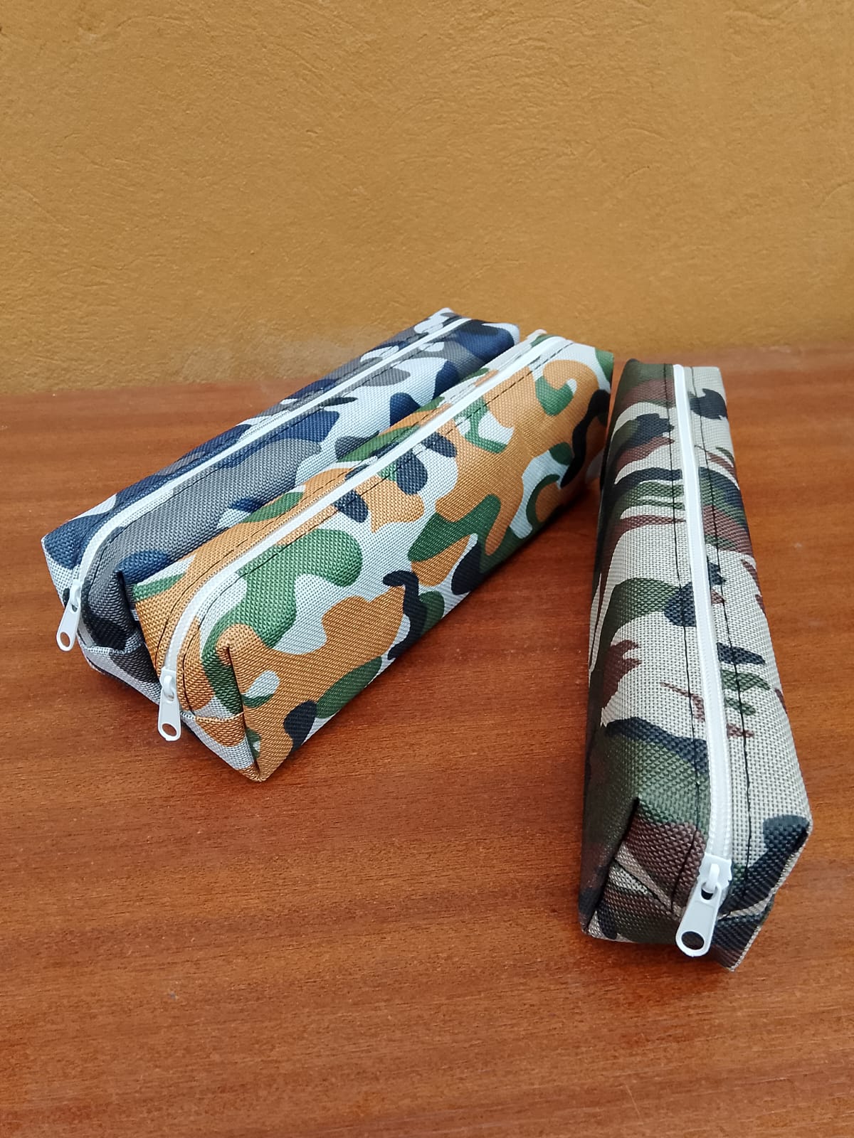 ESTUCHE DE LAPICES DESIGN CAMOUFLAGE 18X4 CM