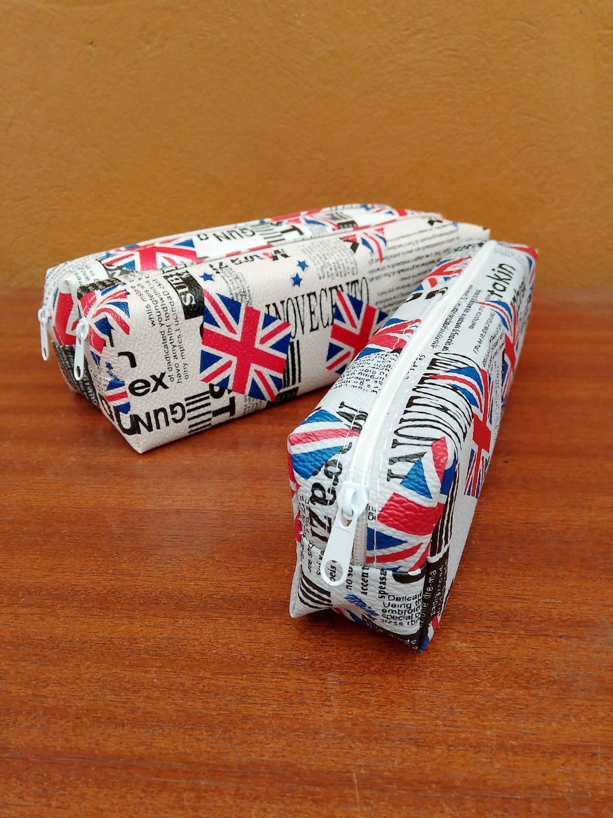 ESTUCHE DE LAPICES DESIGN PLACE 18X4 CM