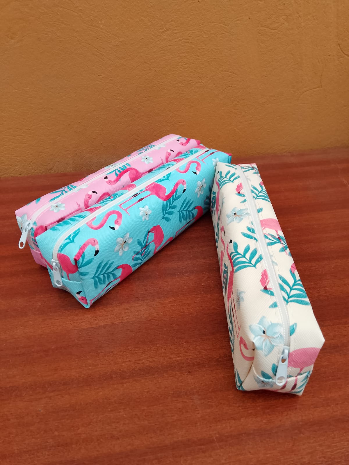 ESTUCHE DE LAPICES DESIGN FLAMENCO 18X4 CM