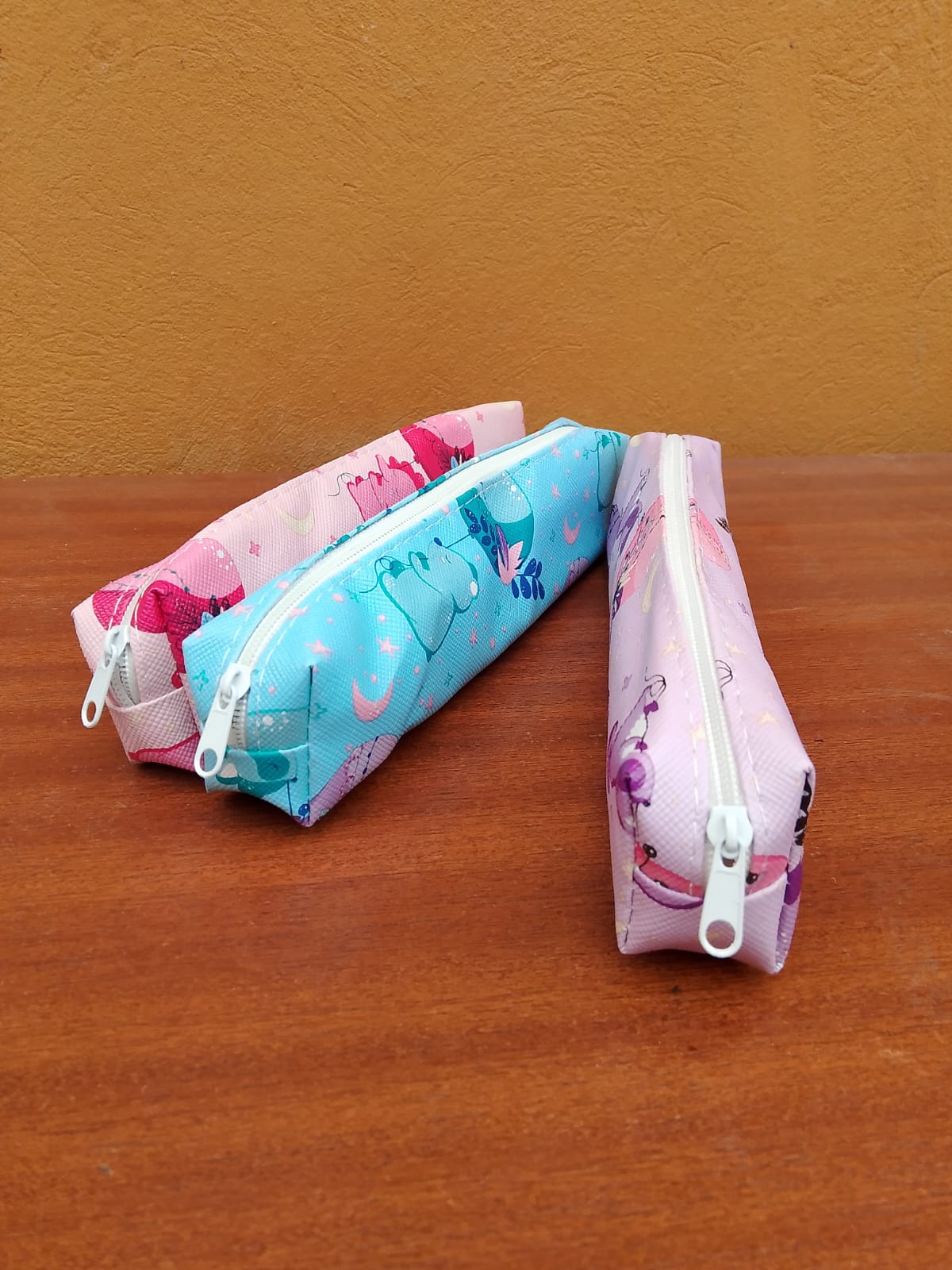 ESTUCHE DE LAPICES DESIGN ANIMAL 18X4 CM
