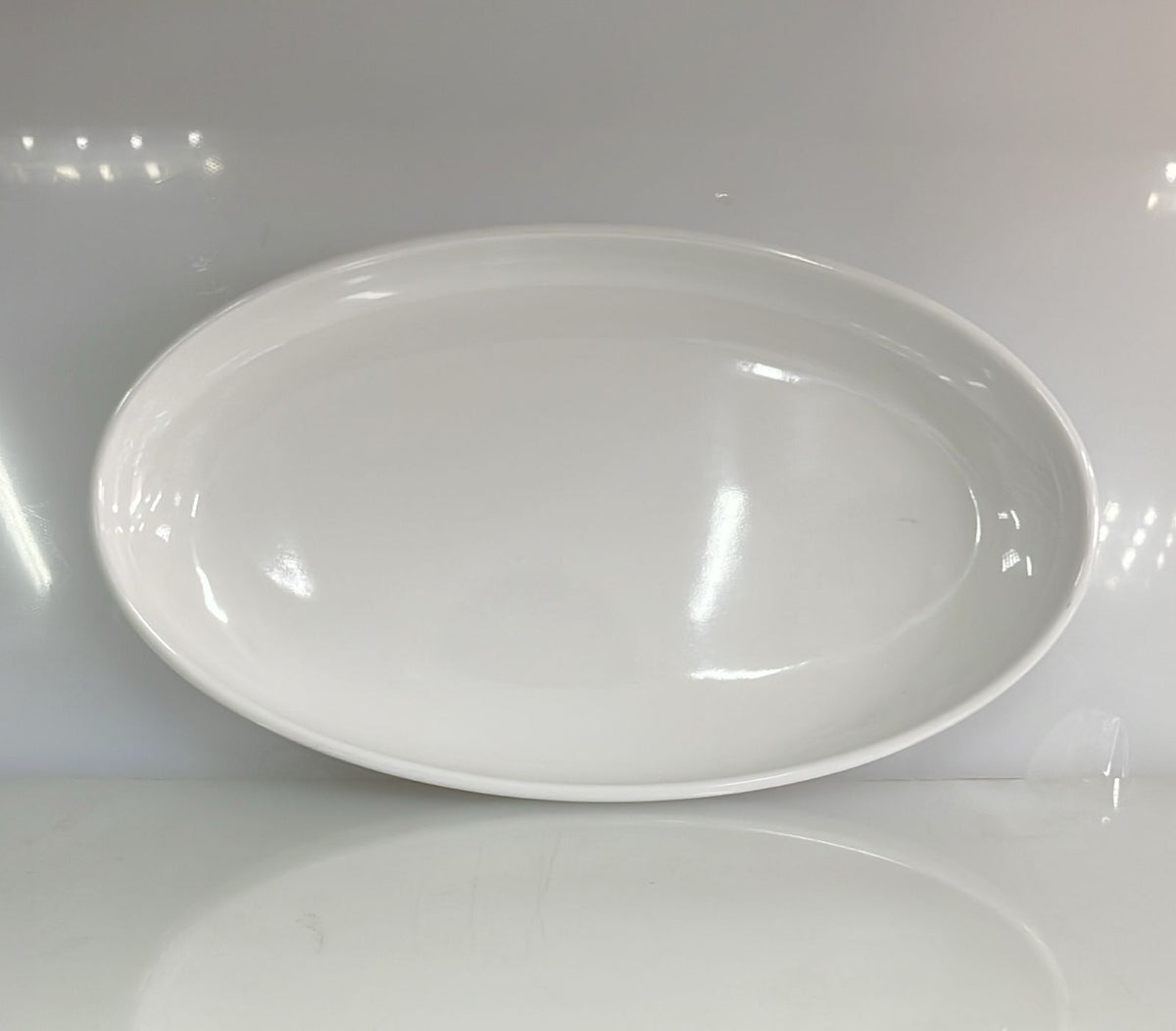 PLATO DE PLASTICO DESIGN WHITE 34.9_19.5_2.3CM