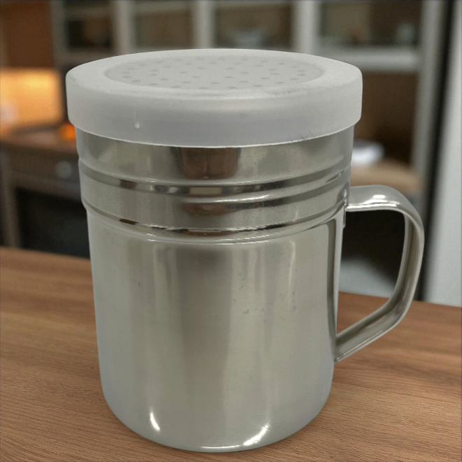 RECIPIENTE CON MANGO DE ACERO INOXIDABLE Y TAPA DE PLASTICO 4CM_7 CM