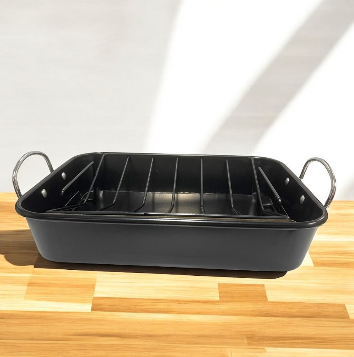 BANDEJA ANTIADHERENTE PARA HORNO CON ESCURRIDOR DE GRASA 34X25CM DD-7