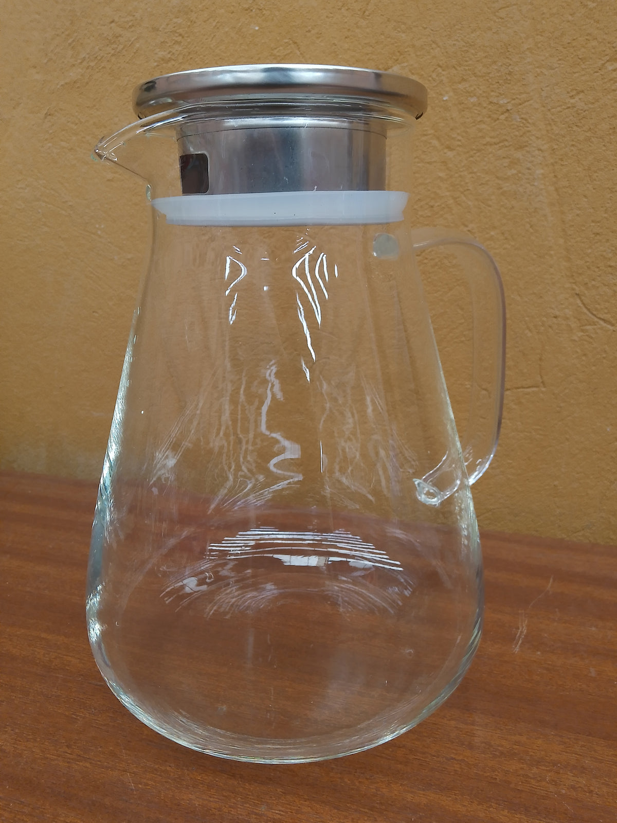 JARRA EN VIDRIO DDH-2.6 18X12 CM 1.9 LT