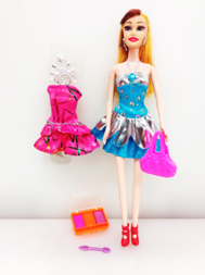 (N1096) SET MUNECA BEAUTY CON ACCESORIOS