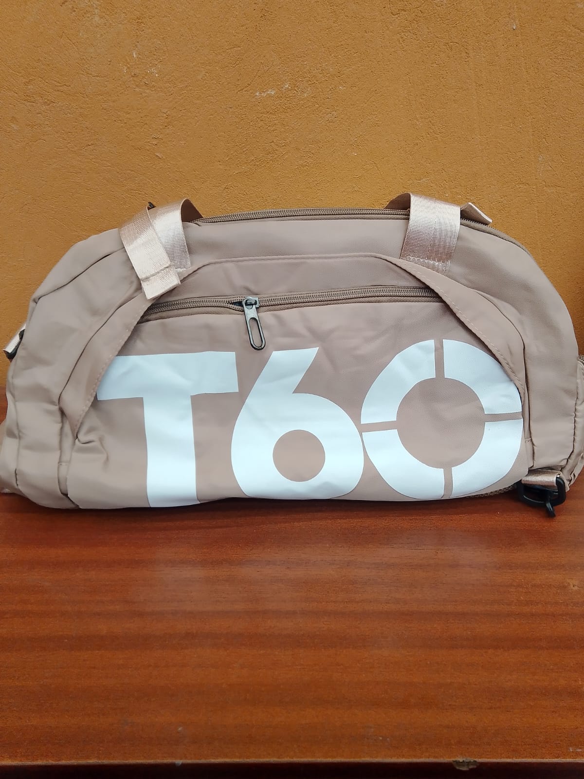 BOLSO DE FITNESS DESIGNT60 BROWN 48X23X23 CM