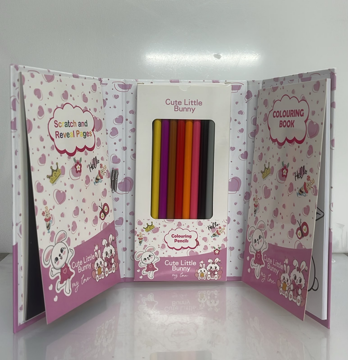 CUADERNO DESIGN SIREN 18X11 CM 1 LIBRO PARA COLOREAR CON PAGINAS PARA RASPAR Y REVELAR - 1 SET DE LAPICES DE COLORES 6UND PL50-32