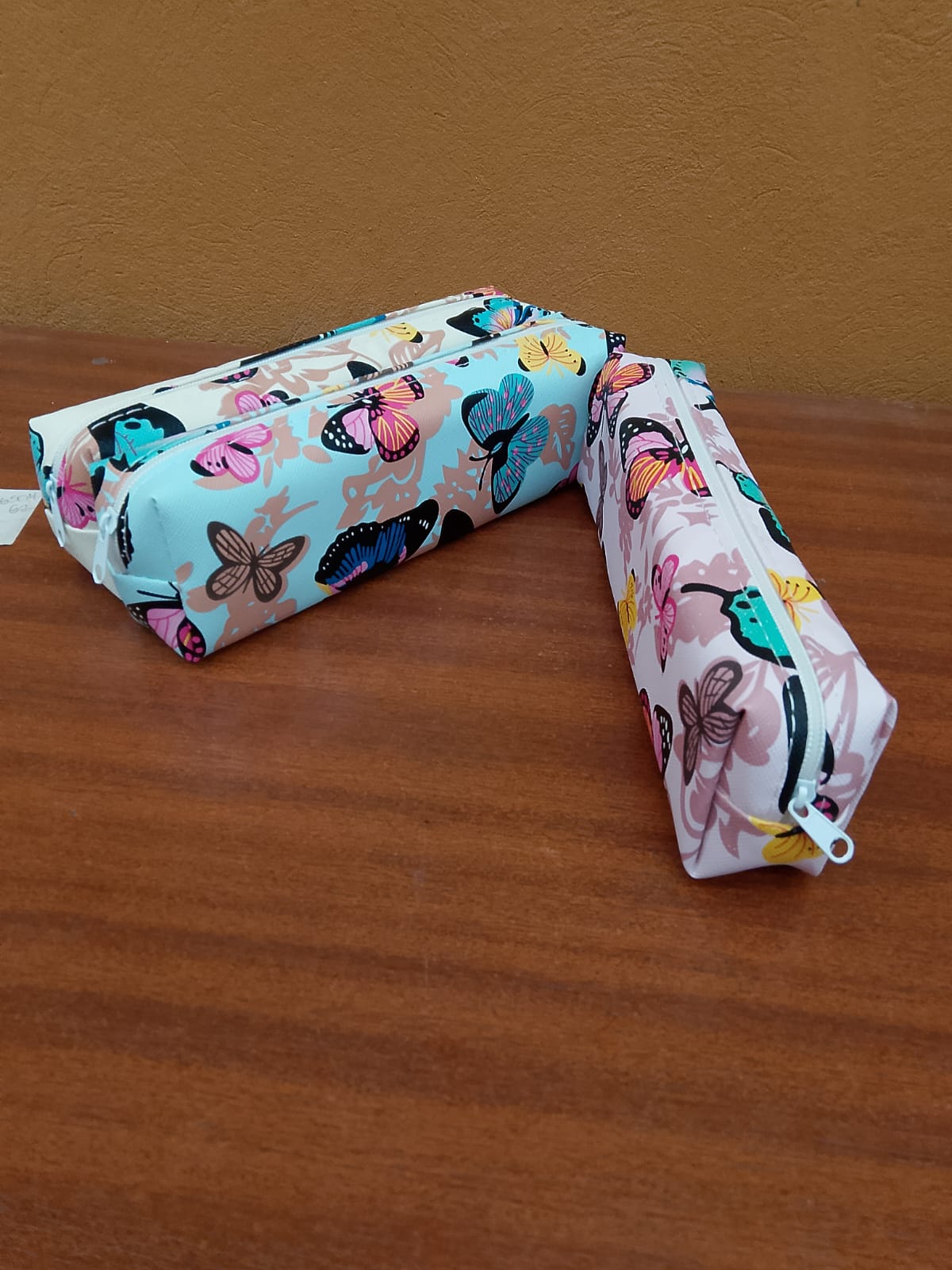 ESTUCHE DE LAPICES DESIGN BUTTERFLY 18X4 CM