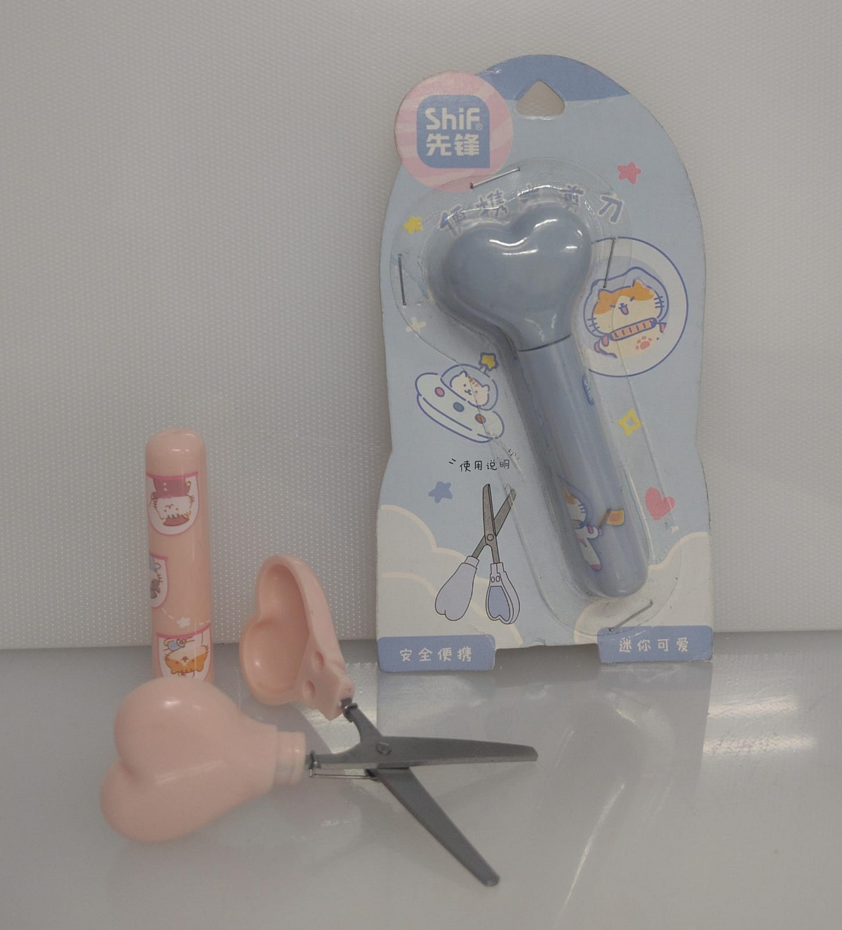 TIJERAS ESCOLARES DESIGN KIUT 7 CM PL35-4