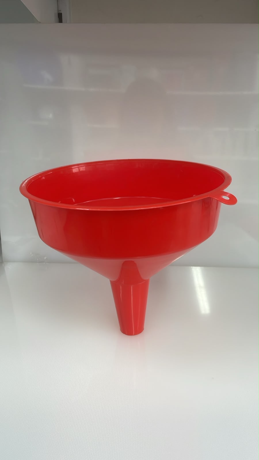 EMBUDO DE PLASTICO DESIGN RED 24X22 CM PL12-13