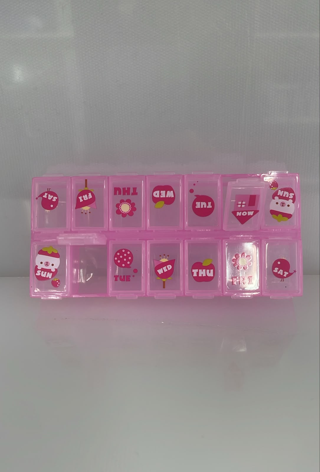 ENVASE DE PLASTICO CON 14 COMPARTIMIENTOS DESIGN PRICESS 13X6 CM PL11-26