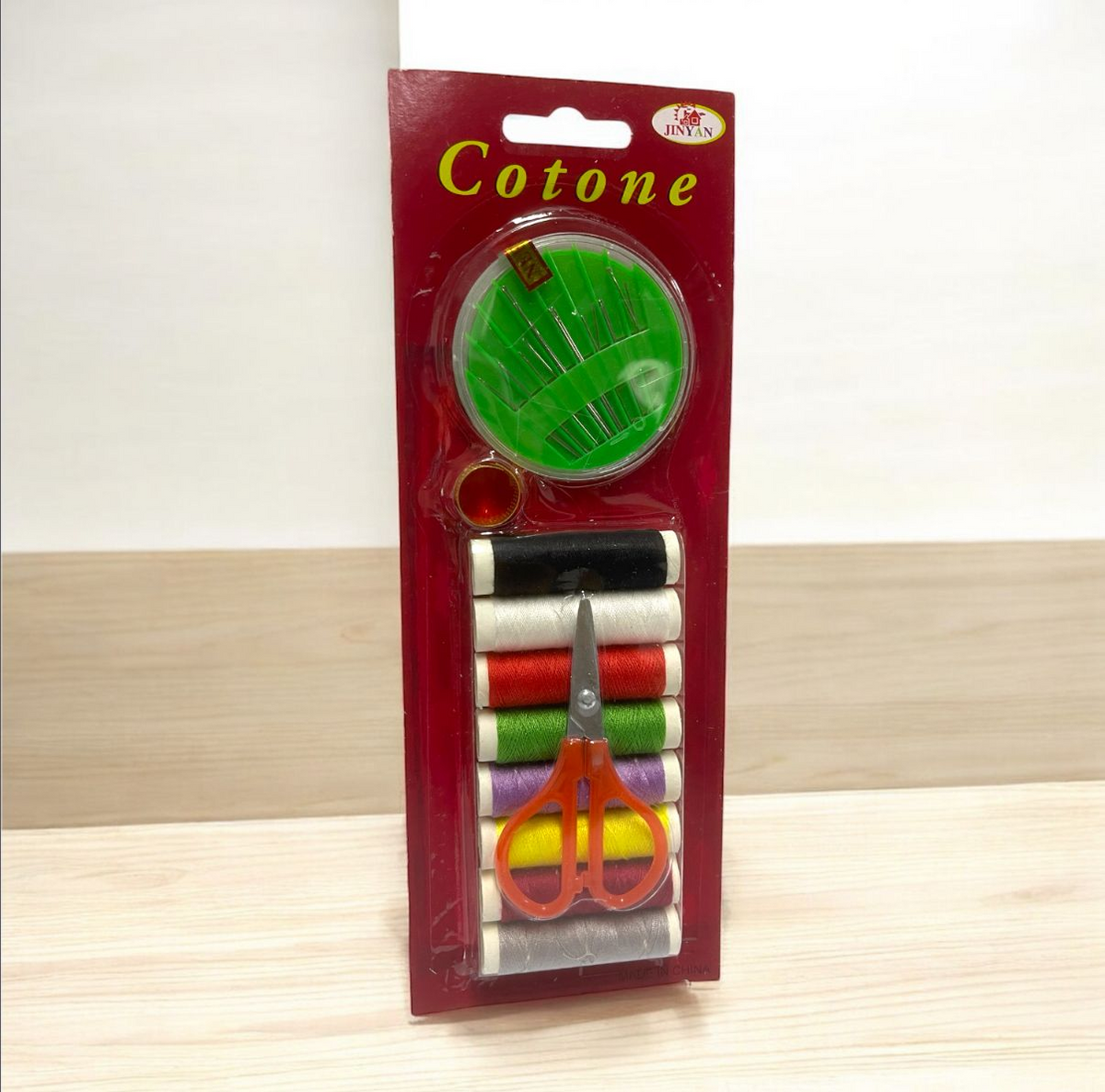 KIT DE COSTURA BASIC CON TIJERAS 22X9.5 CM PB30C-6