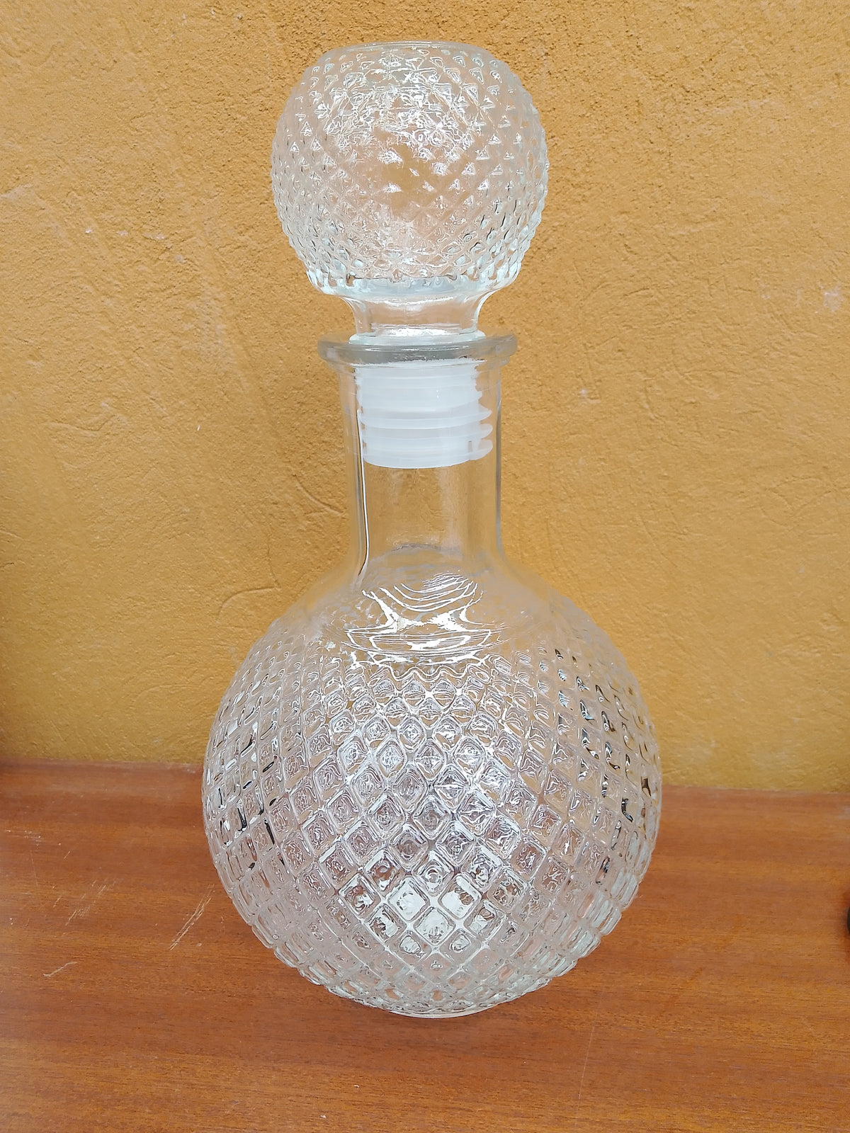 LICORERA EN VIDRIO GRANDE SJ008-6 27X9 CM 1 LT
