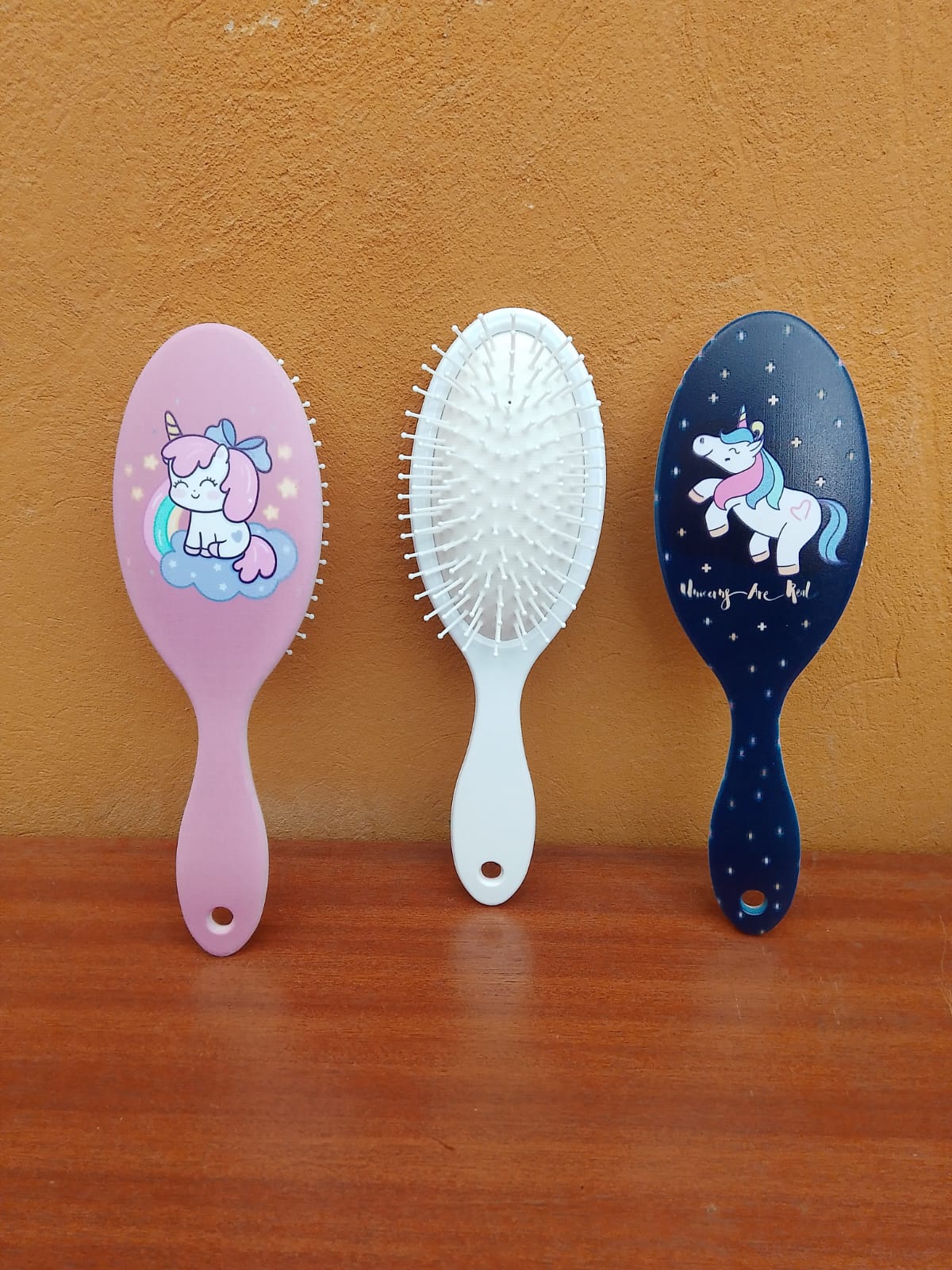 CEPILLO UNICORNIO 22X7 CM